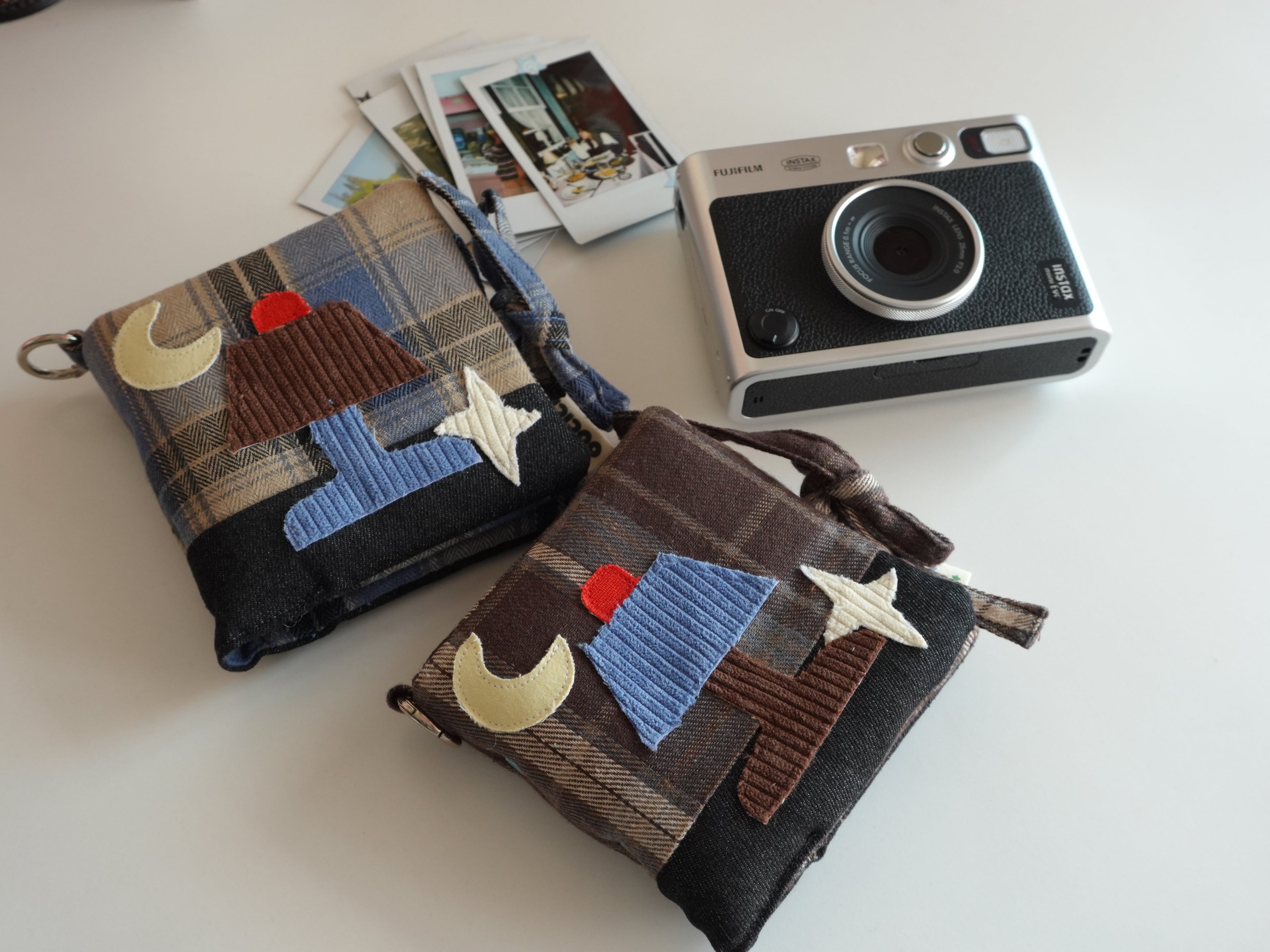 “The Lamp” – Fabric Polaroid Foto Album