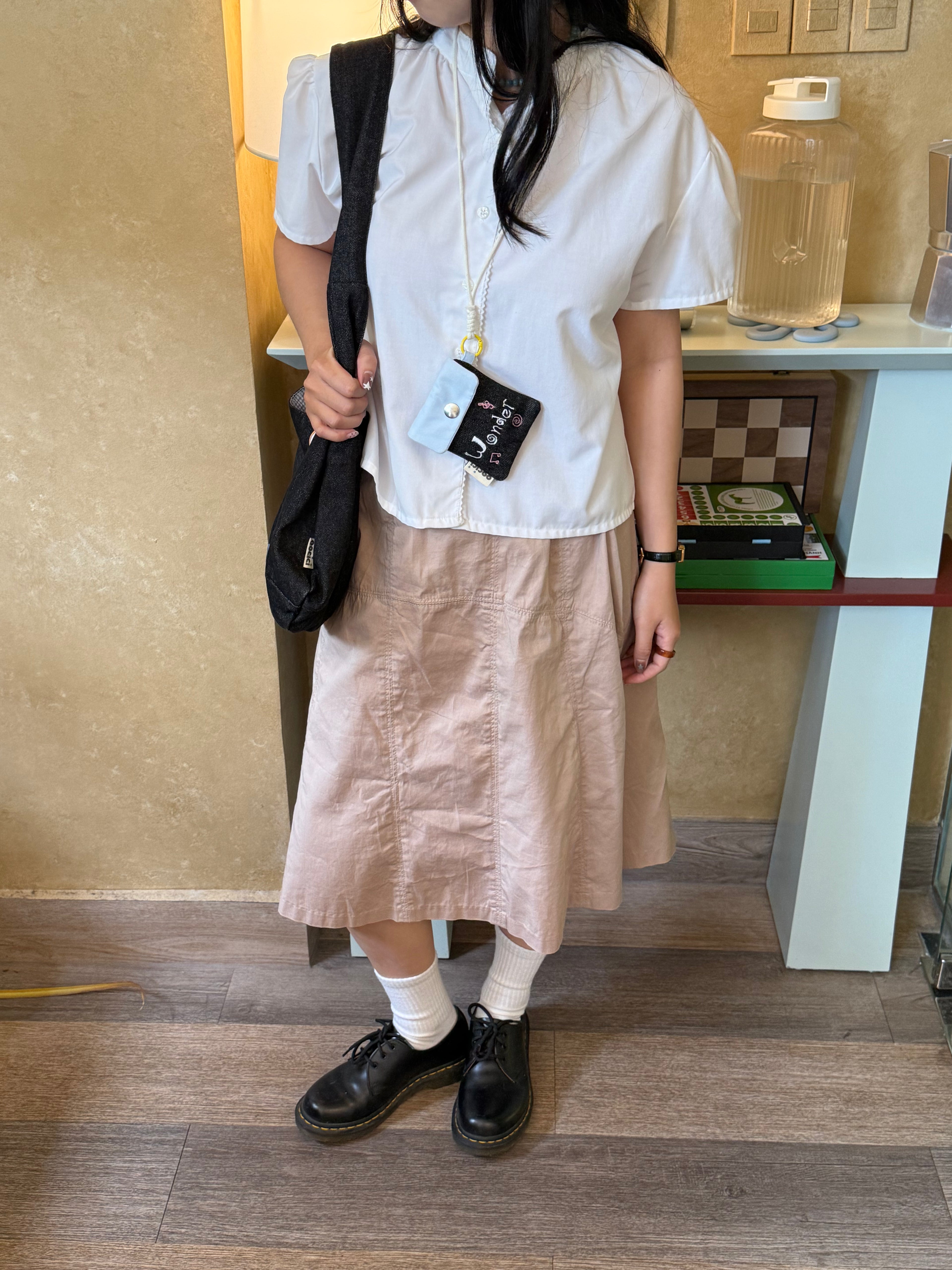 Little Wonders – mini pouch with neck strap