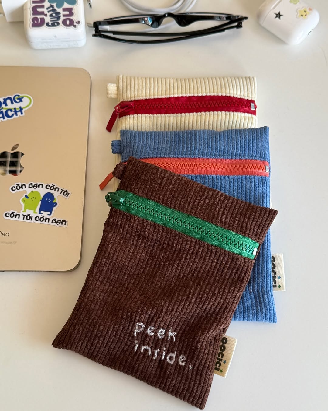 Peek Inside Zipper Pouch