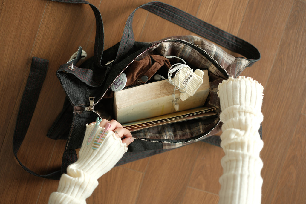 Midnight Bag - Crossbody Bag